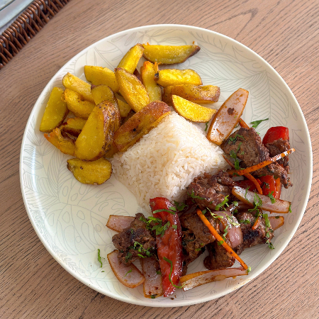 Lomo Saltado de Carne