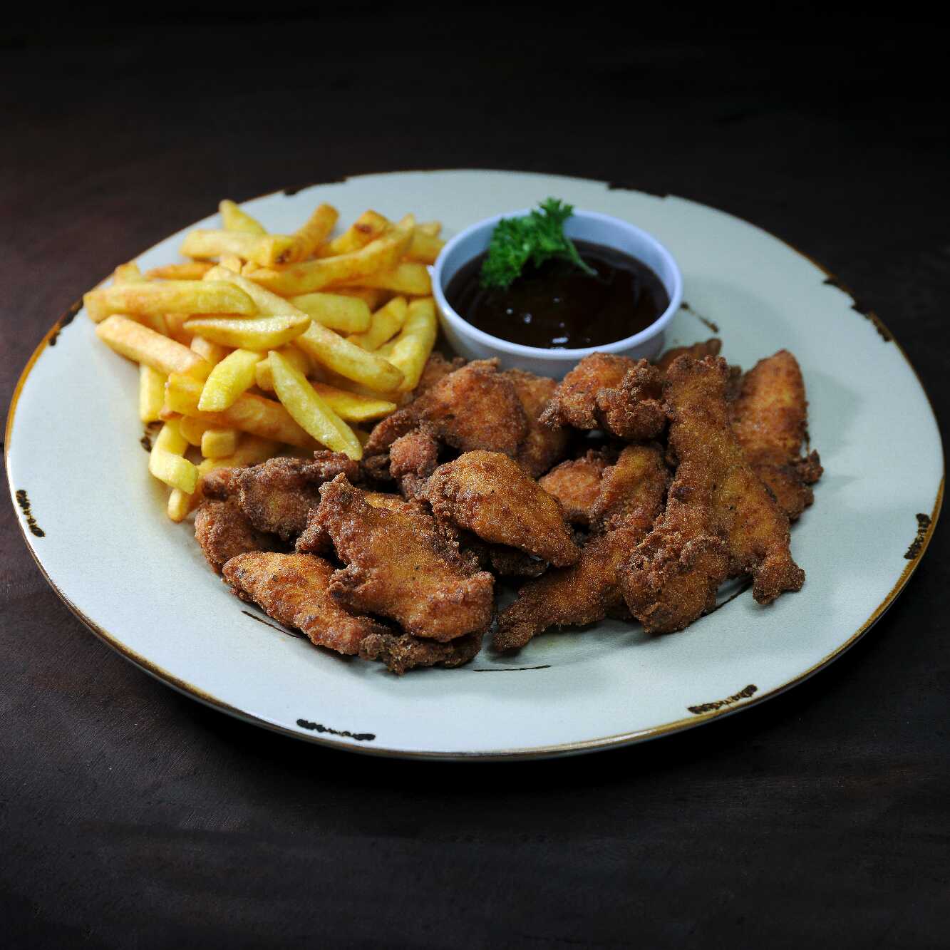 Nuggets con Salsa BBQ