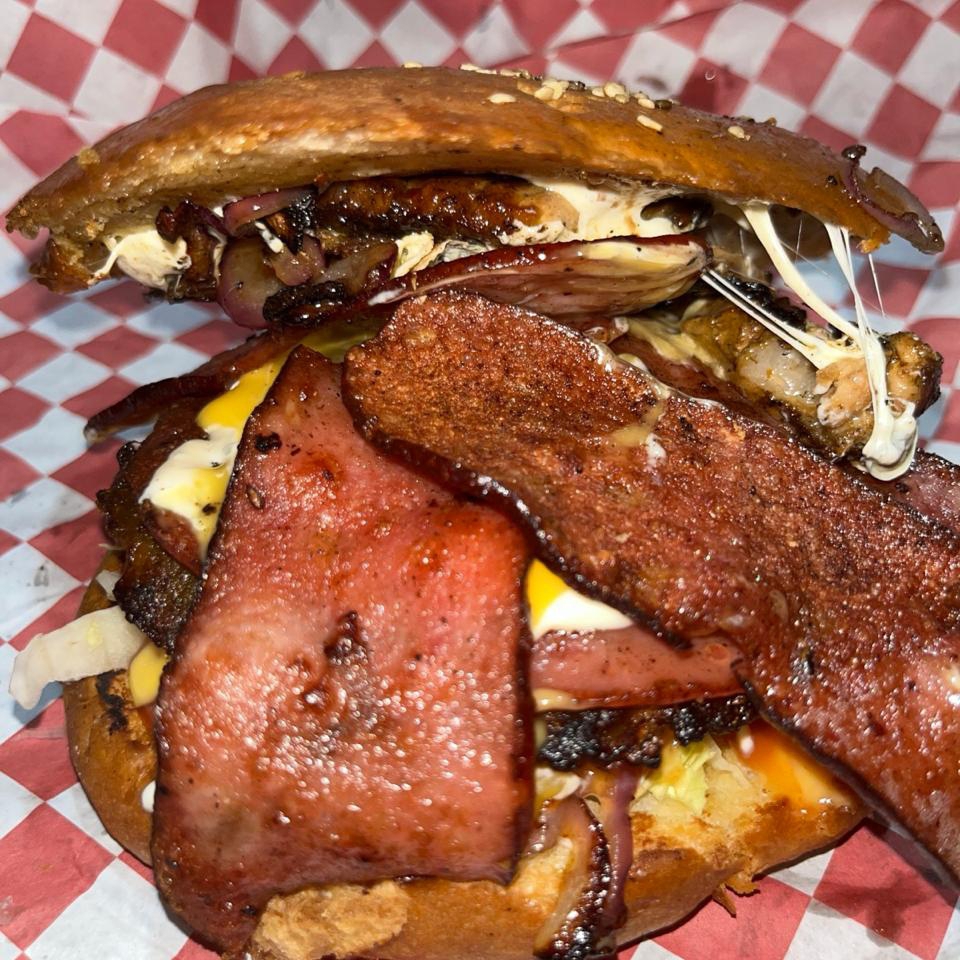 HAMBURGUESA MEXICANA