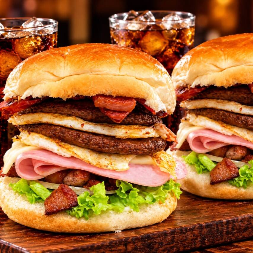 Dois maravilhosos Big acompanhados de uma coca 2 litros.