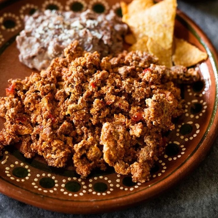 Huevo con Longaniza
