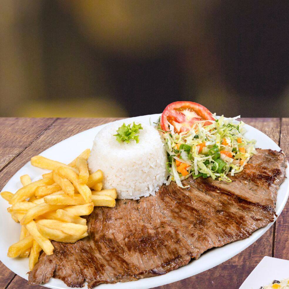 Bandeja Casera La Villa con Carne de Cerdo