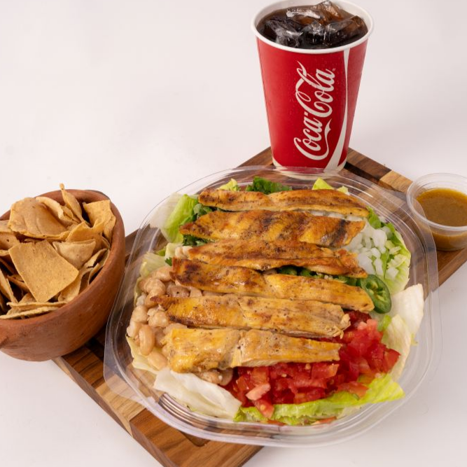 Ensalada del Norte con Pollo y Refresco 600 Ml.