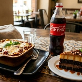 Combo Lasaña + Bebida + Postre