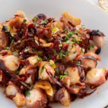 Pulpo al Ajillo