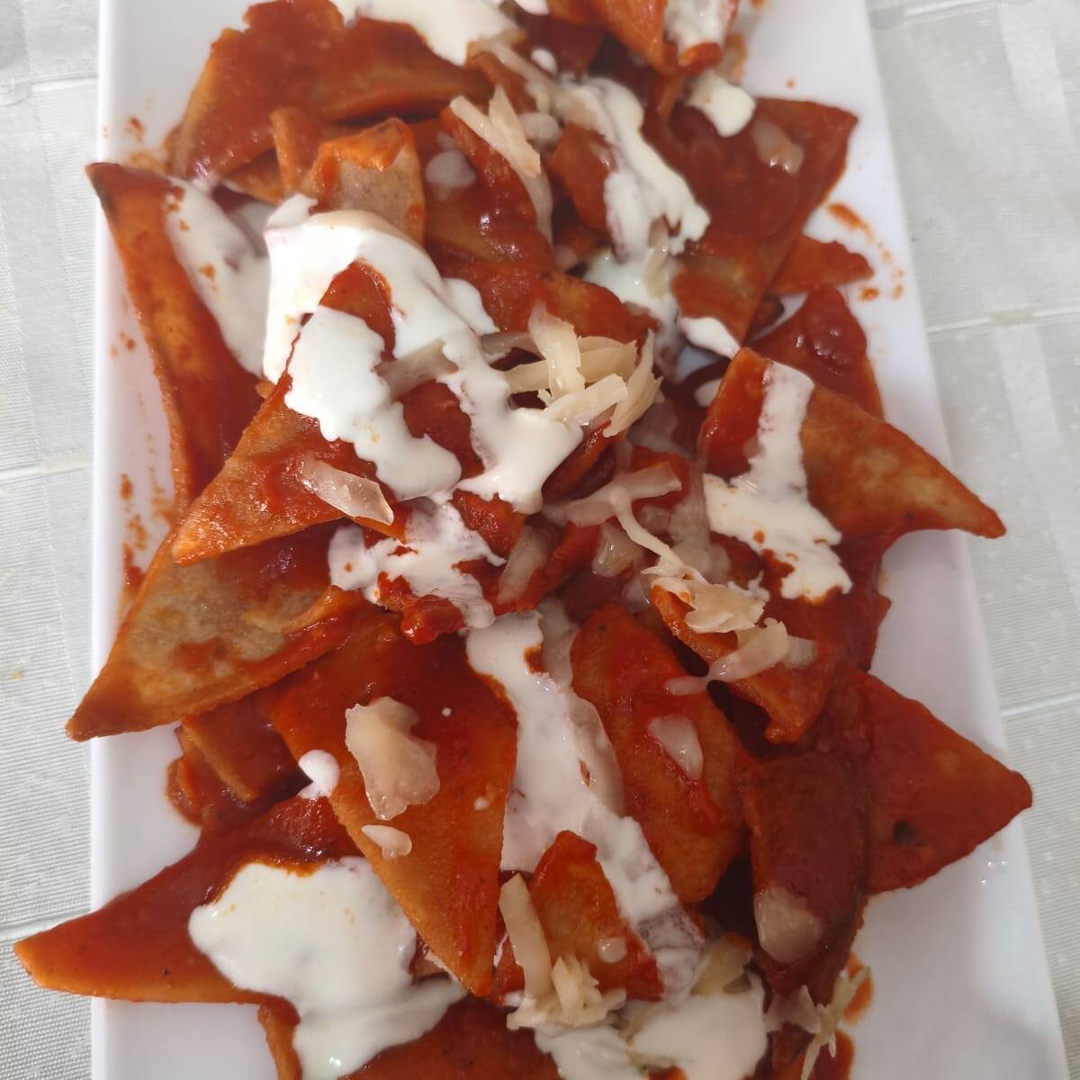CHILAQUILES ROJOS