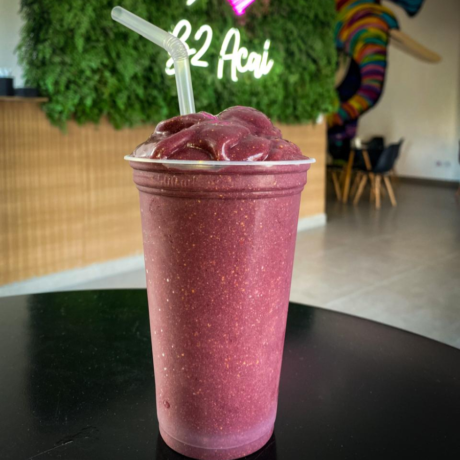 Suco de Açaí batido com água e xarope de guaraná