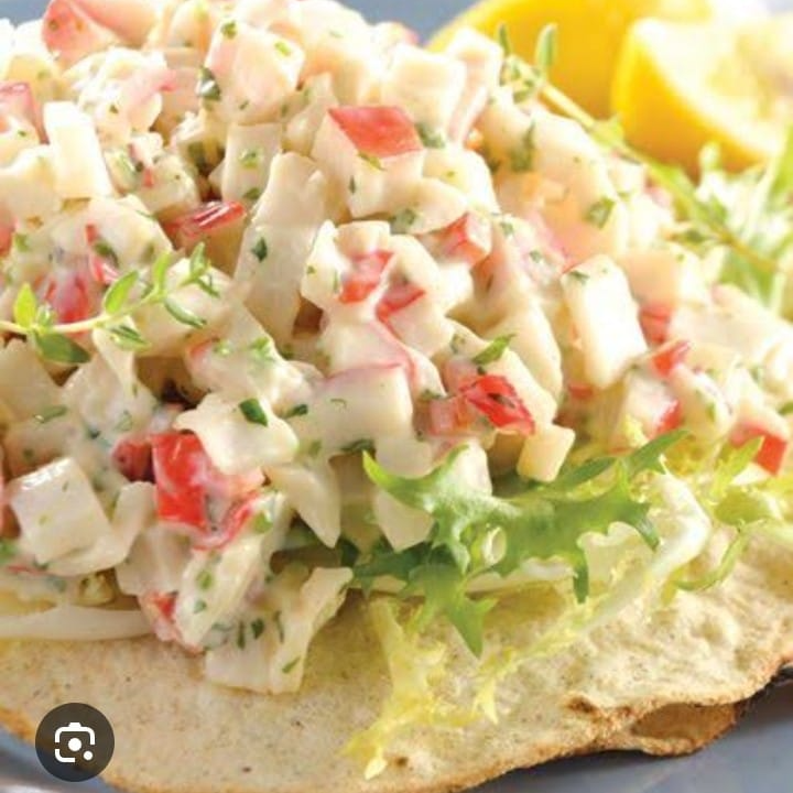 TOSTADA DE SURIMI TIPO AGUACHILE