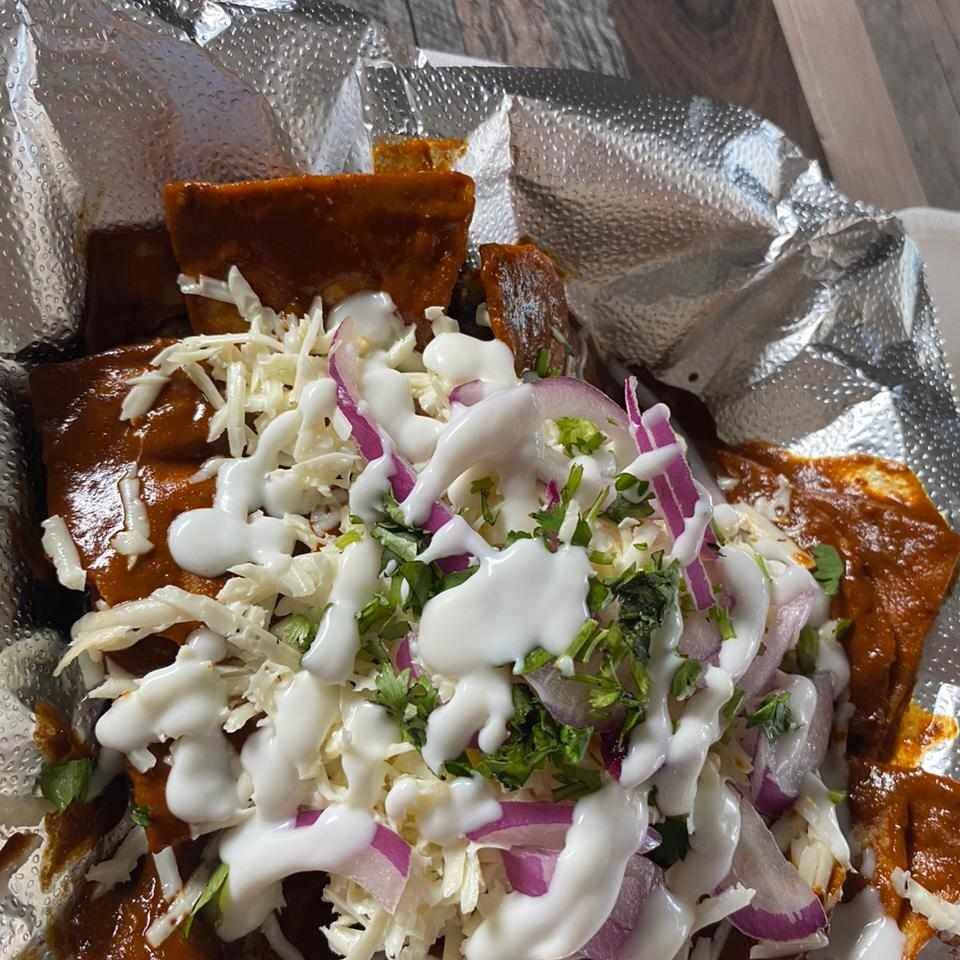 Chilaquiles de Mole