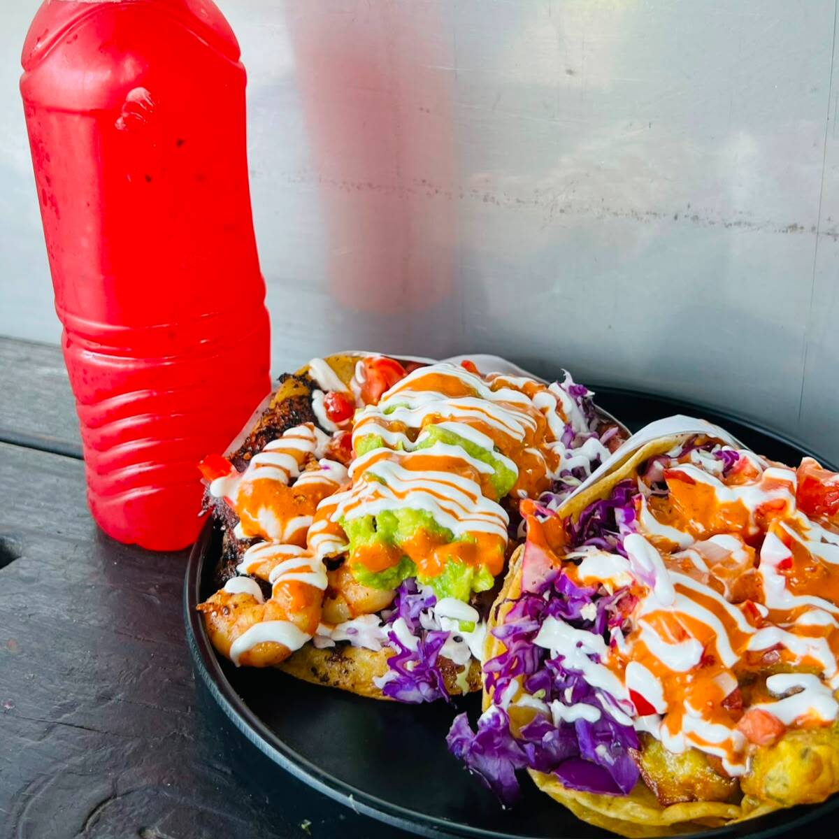 1 Taco Pescado +1 Camaron Enchilado + Agua Fresca