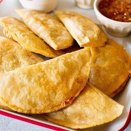 QUESADILLA DE QUESO FRITA