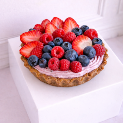 Tartaleta Keto de Chocolate con Frutos Rojos