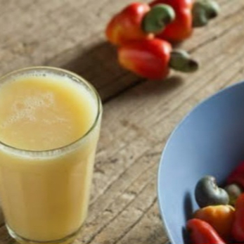 Delicioso suco de poupa de caju