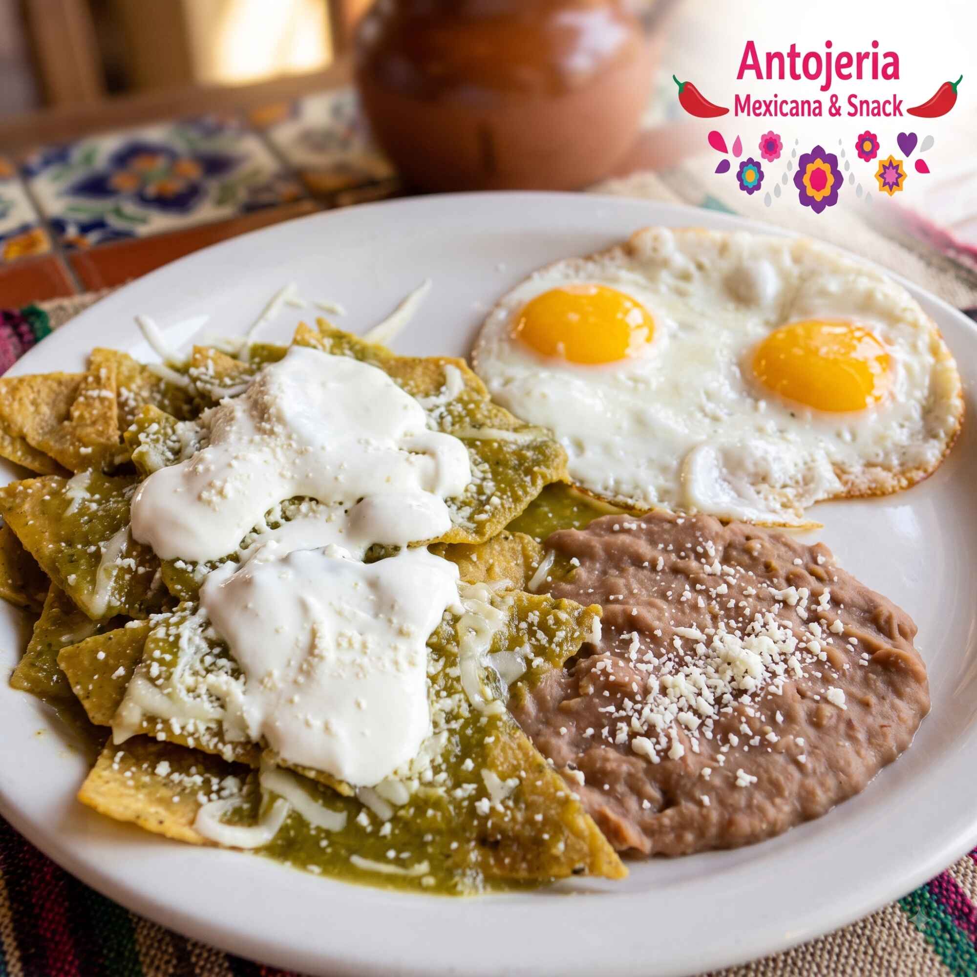 Chilaquiles Verdes con Huevo