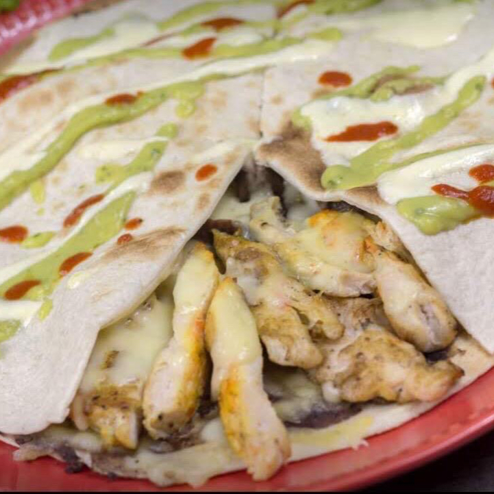 QUESADILLA DE POLLO