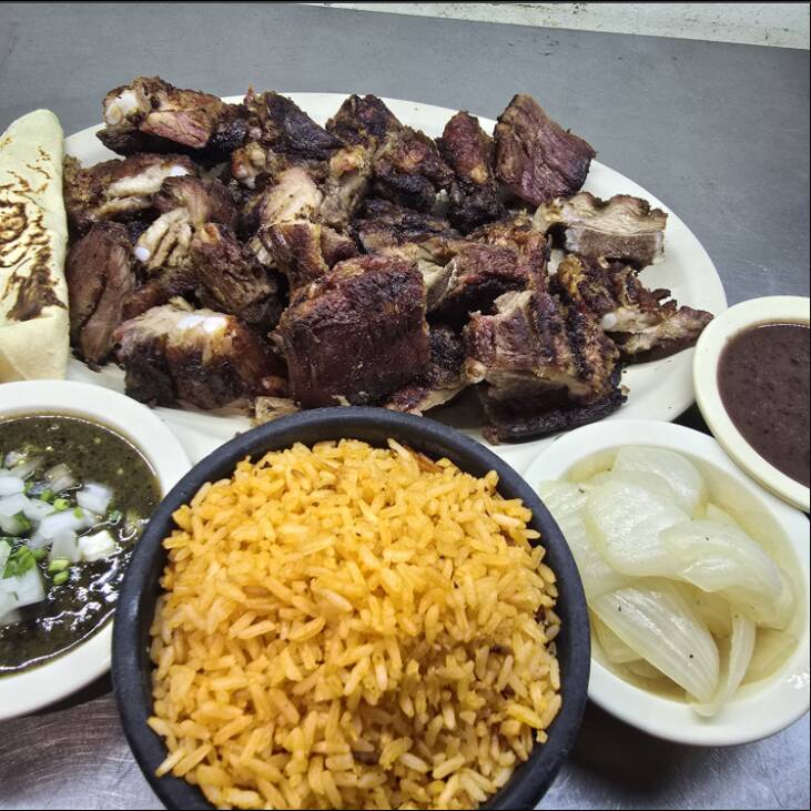 1 kg costillas asadas al carbon