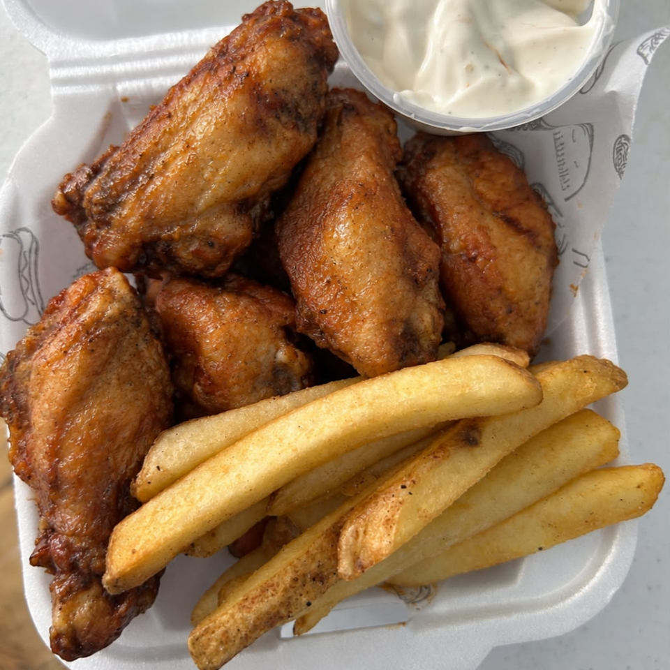 Alitas Fritas de 12 Pzas
