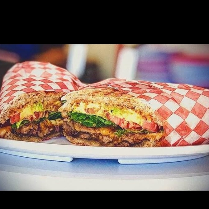 Lonche de birote cubano