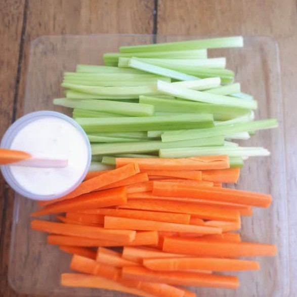 Bastones de Apio y Zanahoria