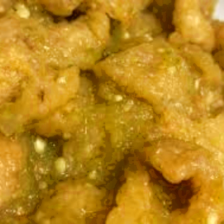 QUESADILLA CHICHARRON EN SALSA VERDE