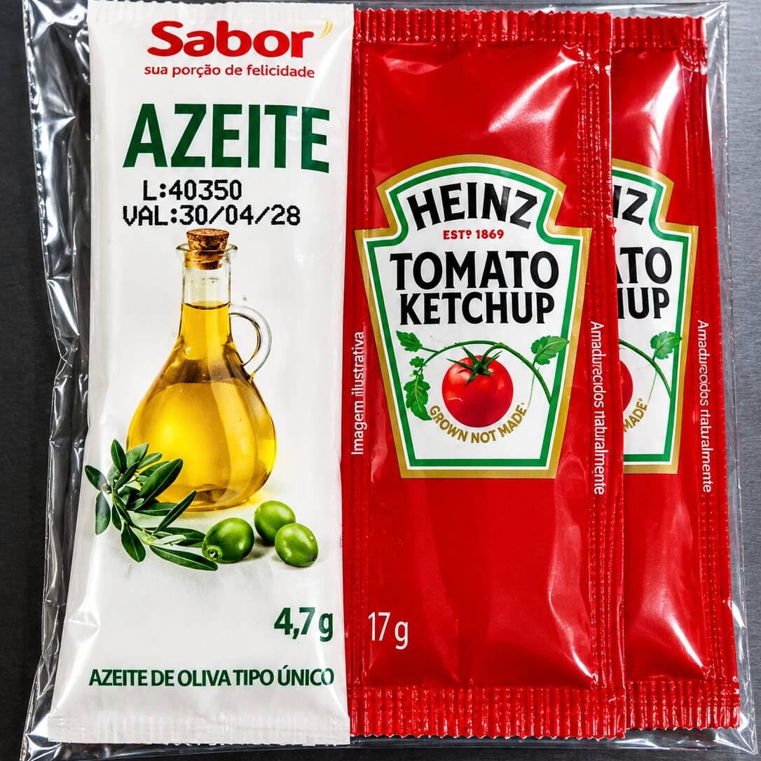 AZEITE 1 UNIDADE + KETCHUP HEINZ 3 UNIDADE