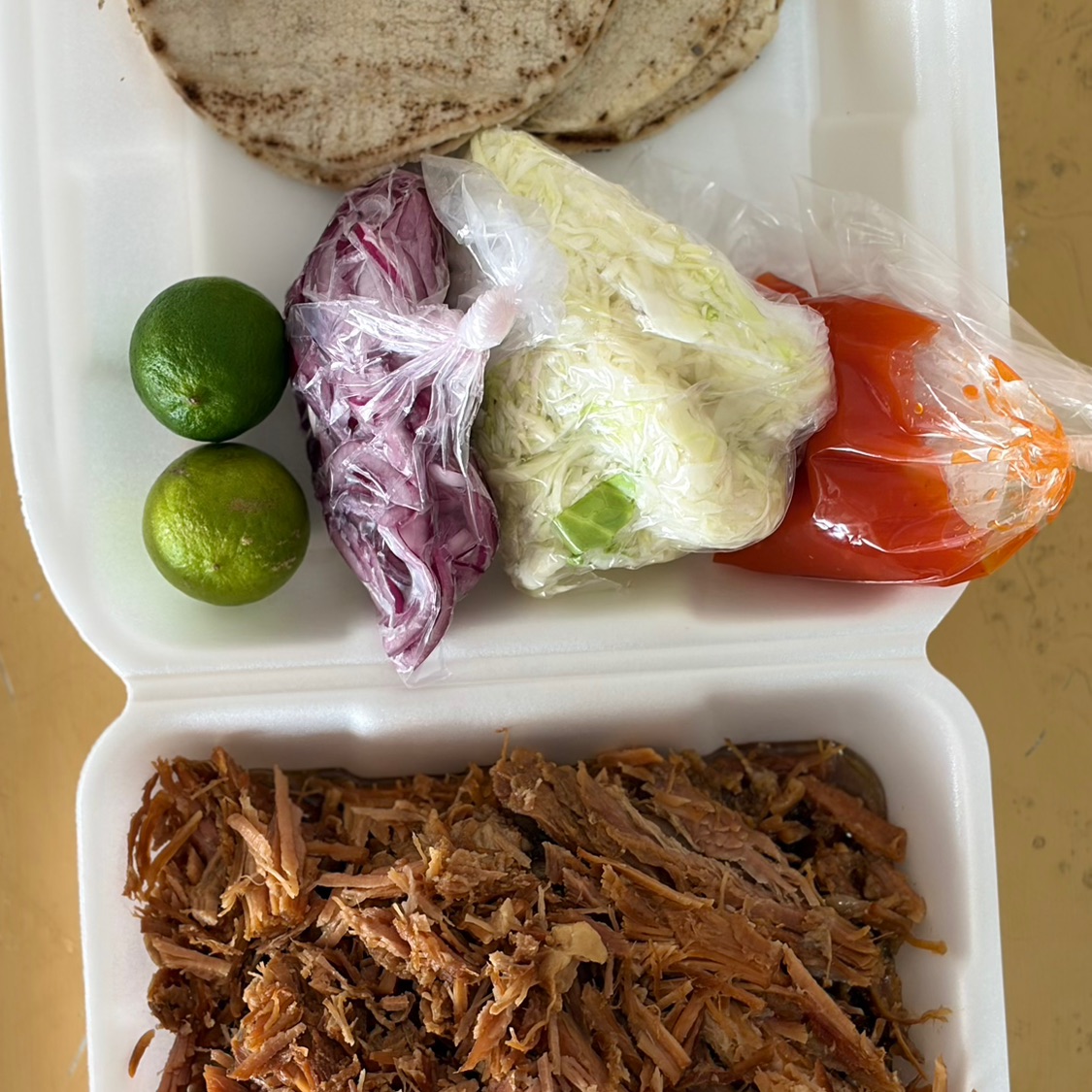 1/4 kg de Carnitas