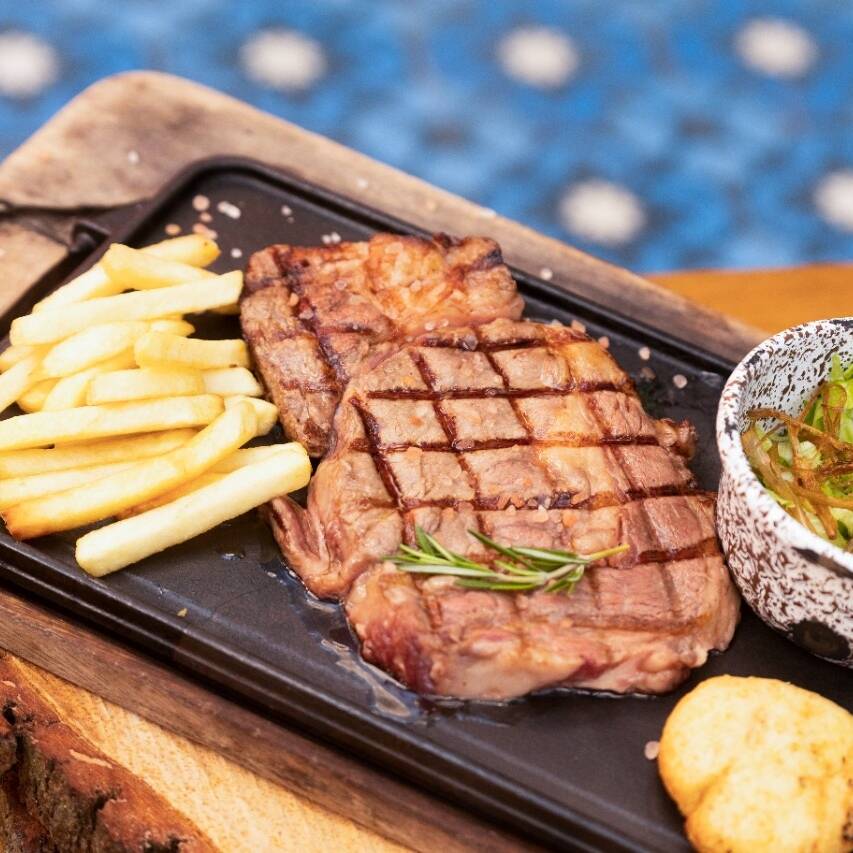Filete de Cerdo + Bebida Personal