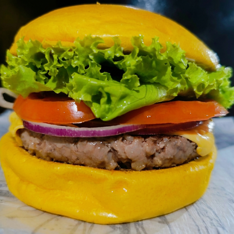 1 The Burger Salad + 1 The Burger Smoke + 1 porção grande de batata com cheddar e bacon + 1 coca 600ml