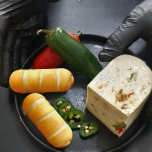 Tequeños de Queso con Jalapeño (1 Orden Disponible