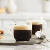 Uma dose de espresso com creme de leite