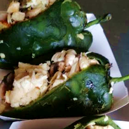 CHILE RELLENO CHAMPIQUESO CAPEADO