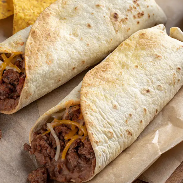Papas con Chorizo Burrito