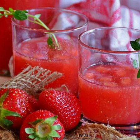 AGUA DE FRESA