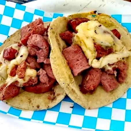 Orden 5 Tacos de Chorizo Argentino con Queso Manch