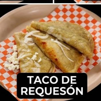 Taco Requesón con Rajas