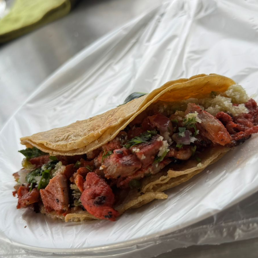 TACO DE MAÍZ DE ADOBADA