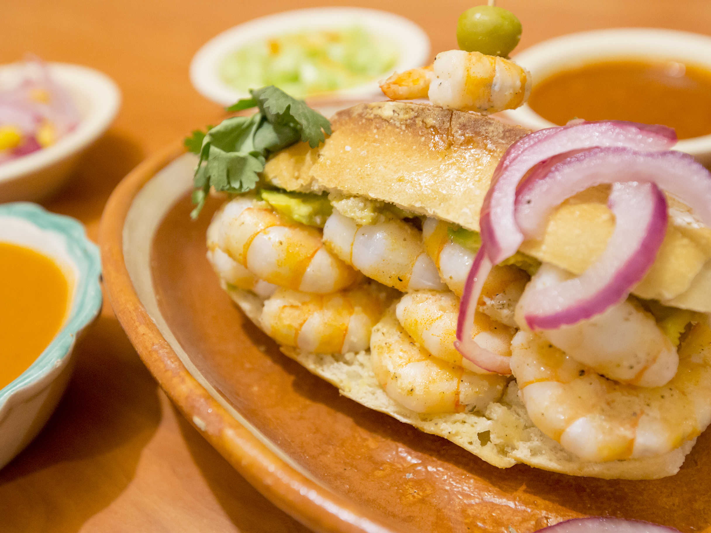 Torta ahogada de camarón