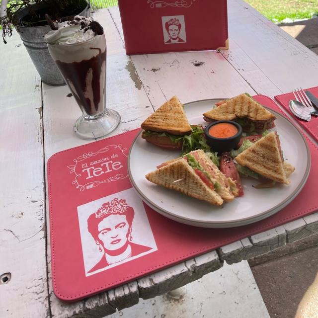 CLUB SANDWICH
