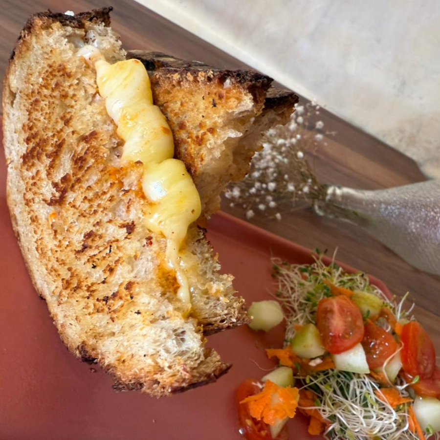 SANDWICH GRILLED CHEESE