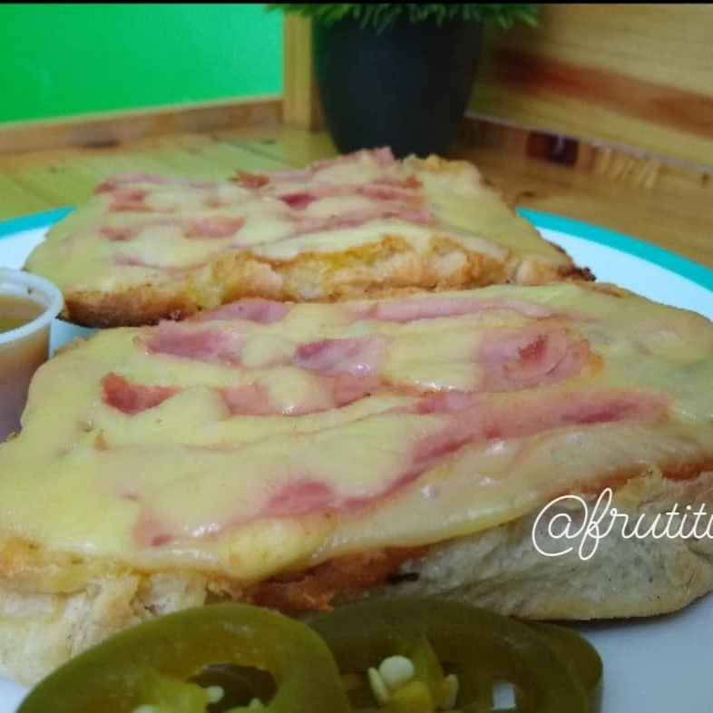 Molletes de Jamón