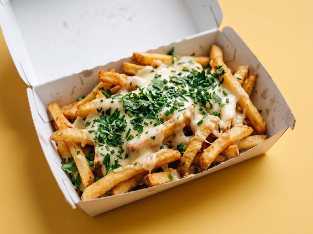 Papas con Salsa Blanca