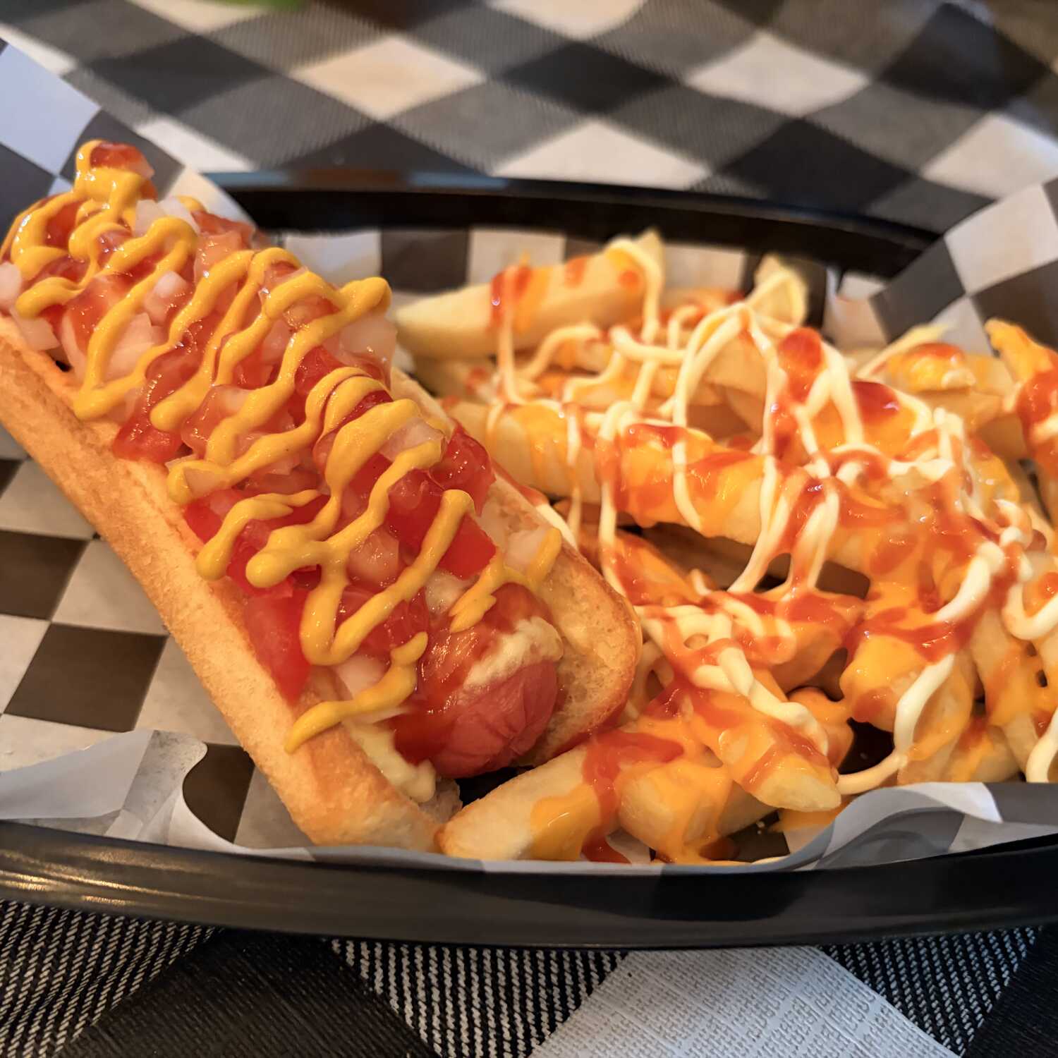 Hotdog con Papas y Refresco