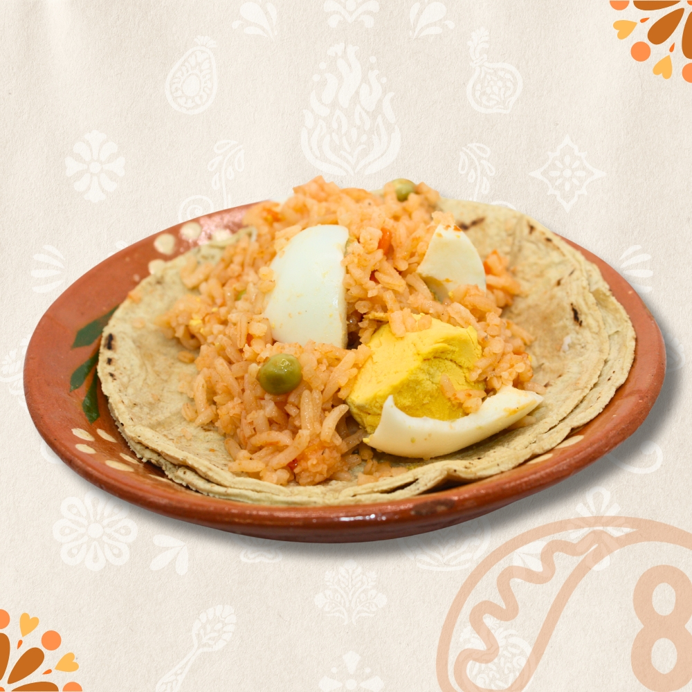 Taco de Huevo Cocido con Arroz