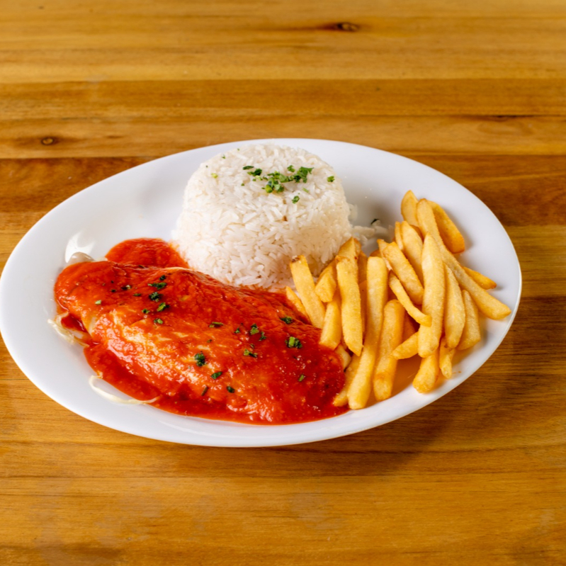 110g de File de Frango à Parmegiana com Arroz e Batata Frita Palito Não enviamos talheres de plásticos. Caso queira os outros itens, adicionar nos complementos.