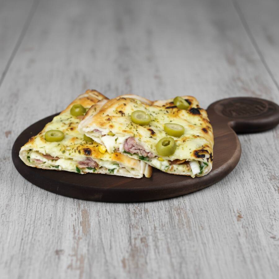 Palmito, Bacon, Provolone, Milho, Atum champignon e Cebola