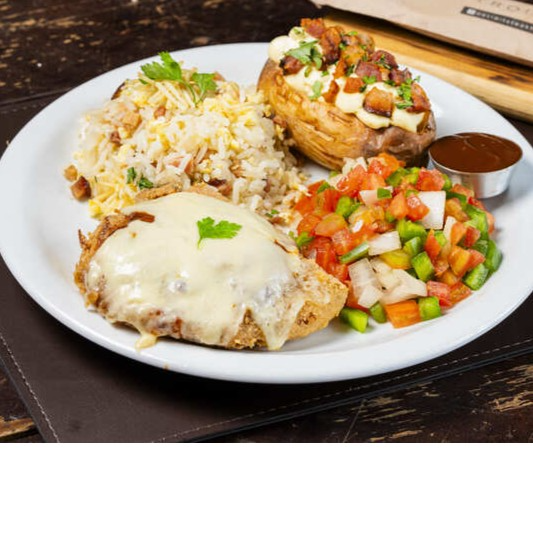 Sabor que conquista! Delicie-se com o Steak à Parmegiana, onde a suculenta fraldinha empanada se encontra com o queijo derretido e o nosso exclusivo molho marinara caseiro. Escolha dois acompanhamentos e um molho à sua escolha para uma refeição que combina tradição e sabor em cada garfada