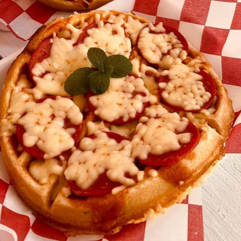 Waffle Pizza Clásico