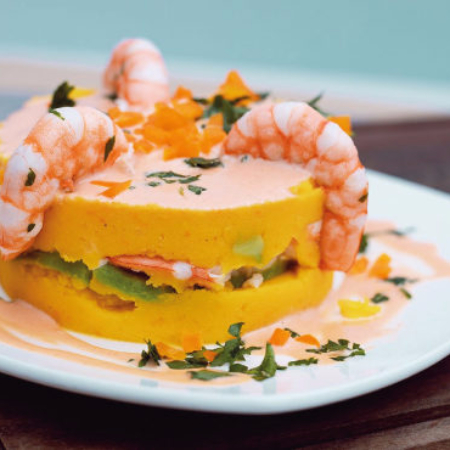 Causa Rellena de Langostinos