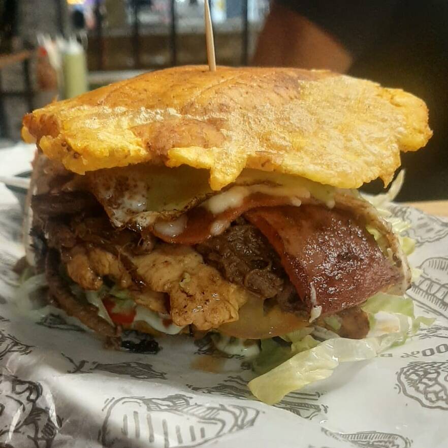 Patacón de Carne