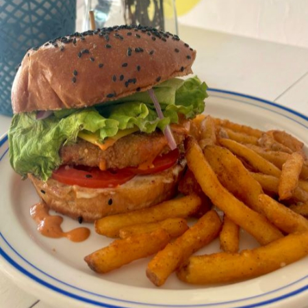 Chicken Burguer más Bebida